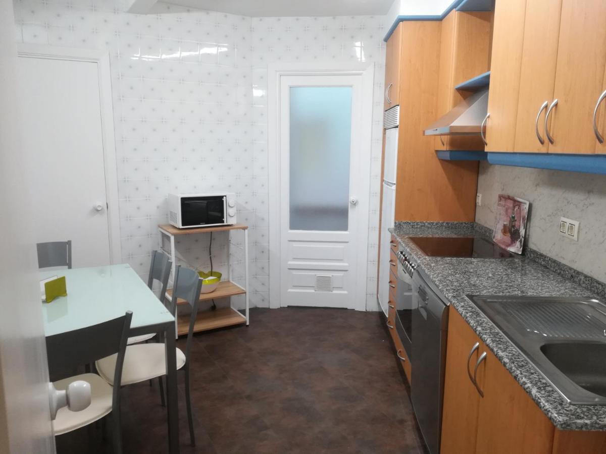 Апартаменты Piso Xunqueira Вивейро Экстерьер фото